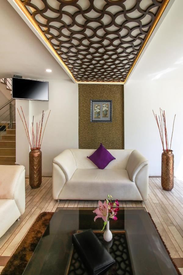 Icon Suites By Bhagini Bangalore Eksteriør billede