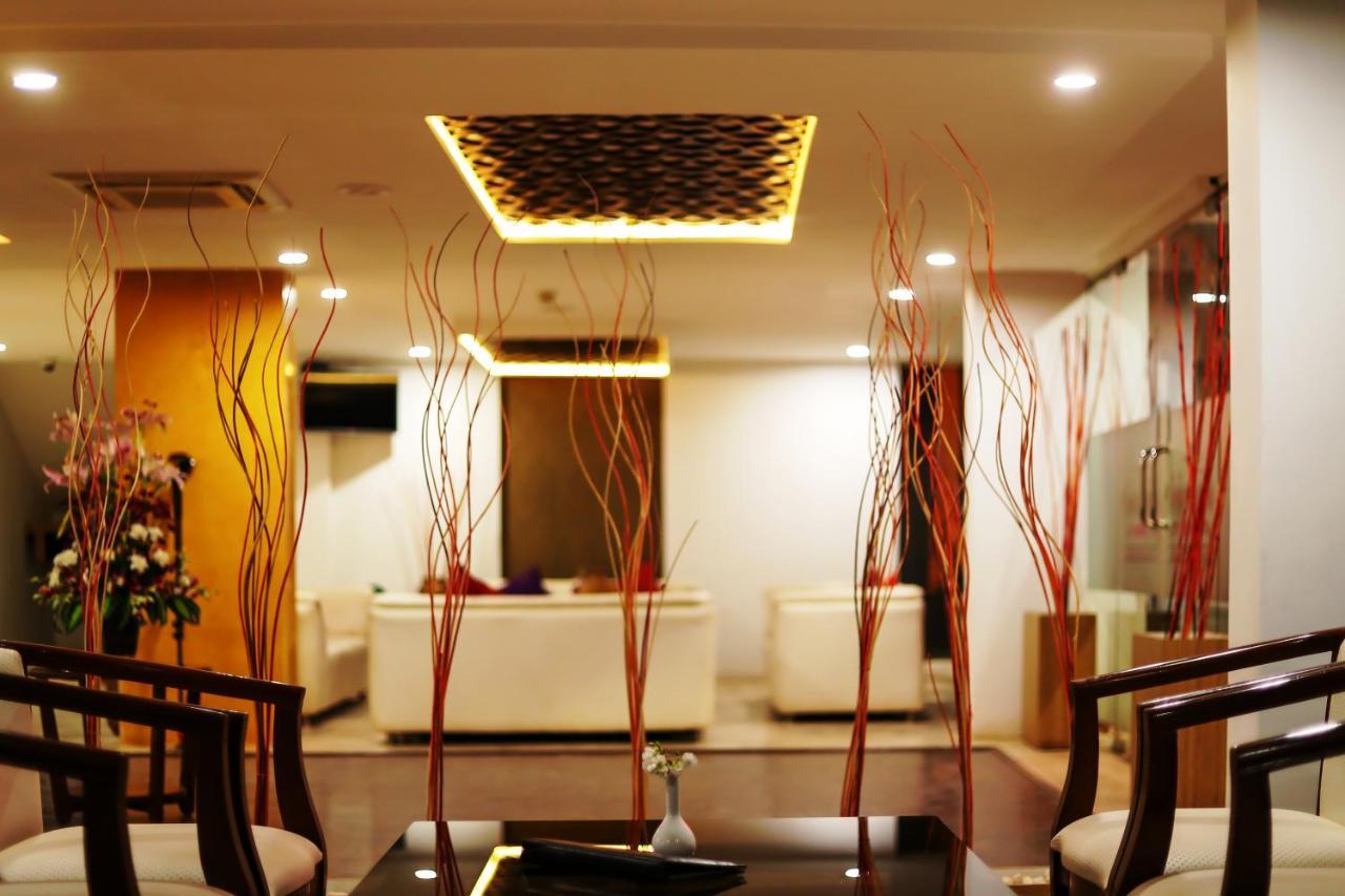 Icon Suites By Bhagini Bangalore Eksteriør billede